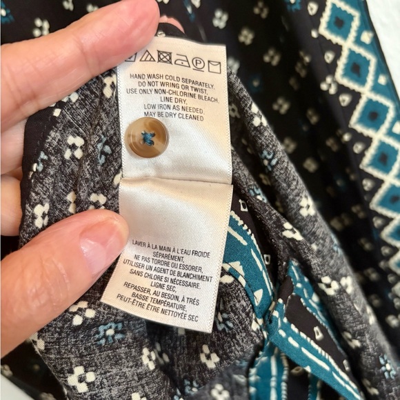 Anthropologie Akemi + Kin  Button Down Top bundle - Picture 6 of 15